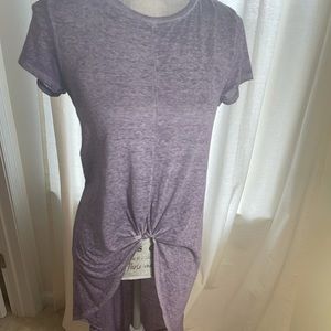 High low burnout tee with twist front detail